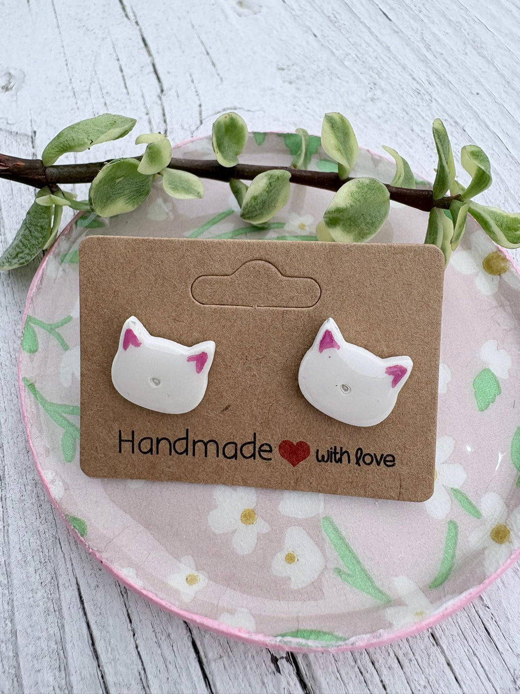 Cat Stud Earrings Handmade Polymer Clay Minimalist Kitty Earrings Small Animal Studs Gift for Cat Lovers Hypoallergenic Jewelry