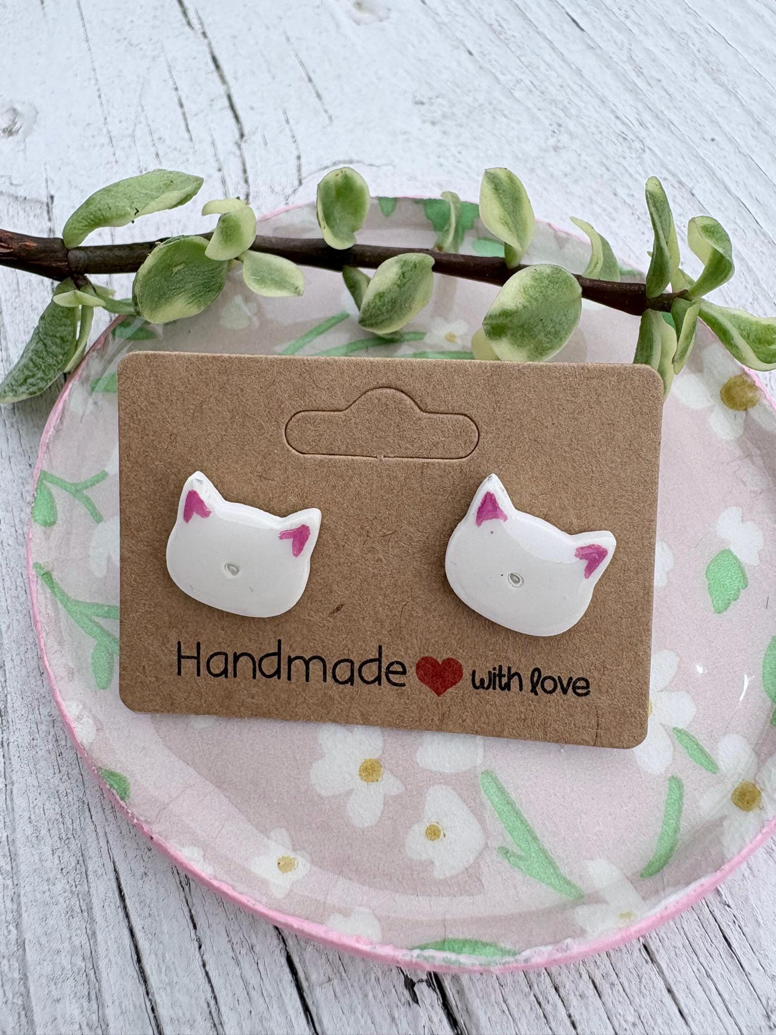 Cat Stud Earrings Handmade Polymer Clay Minimalist Kitty Earrings Small Animal Studs Gift for Cat Lovers Hypoallergenic Jewelry