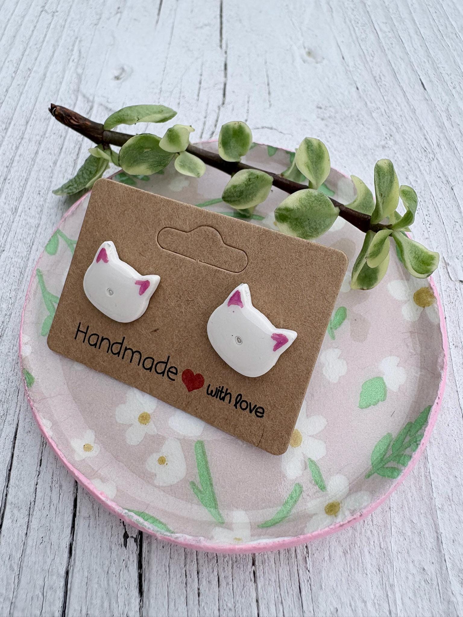 Cat Stud Earrings Handmade Polymer Clay Minimalist Kitty Earrings Small Animal Studs Gift for Cat Lovers Hypoallergenic Jewelry