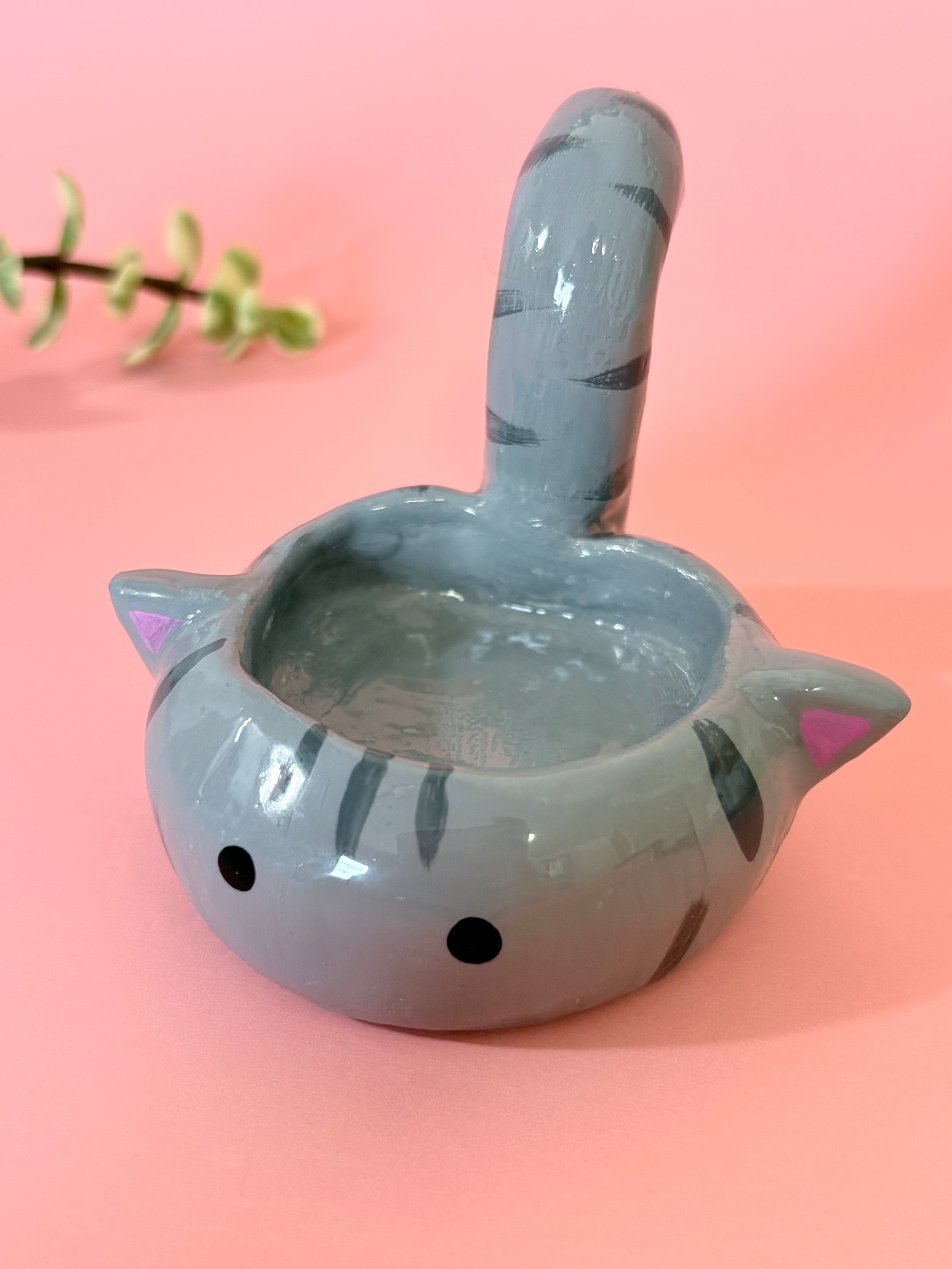 Gray Tabby Cat Trinket Dish & Ring Holder